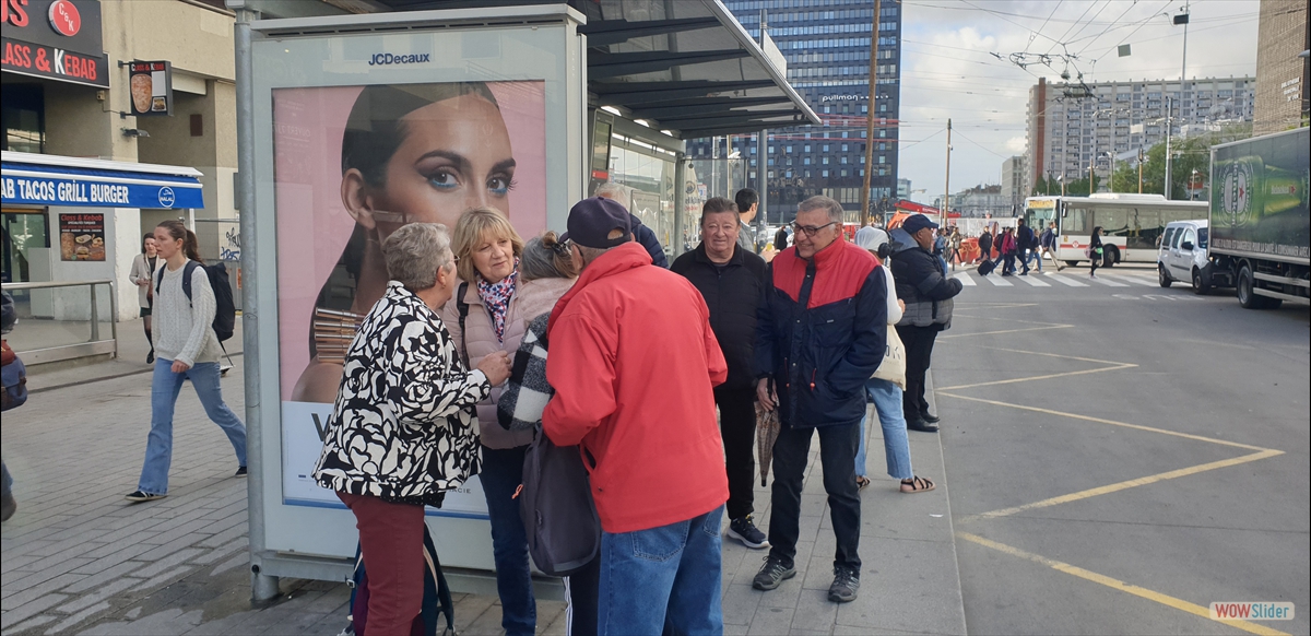 Transports en commun pour une douzaine de participants